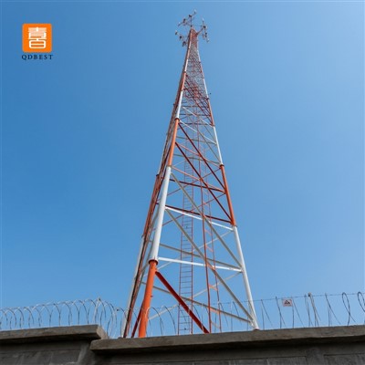 Cauruļveida telekomunikāciju tornis